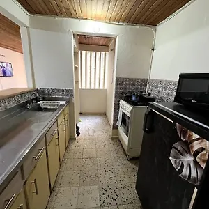 Grande, Hermoso, Acogedor Y Privado Apartamento Medellín
